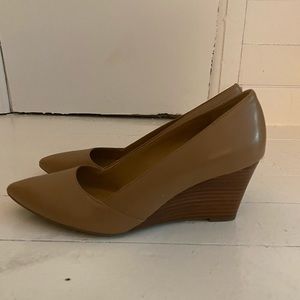 Franco Sarto Frankie Wedge Pump size 7.5